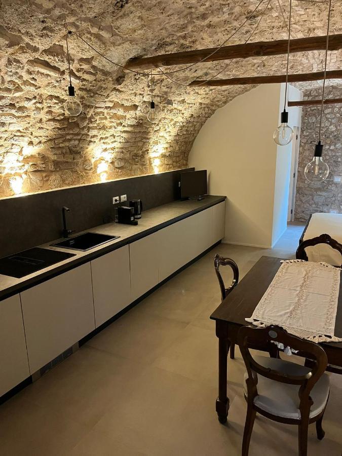 Casa Castello Apartment Salo Exterior photo